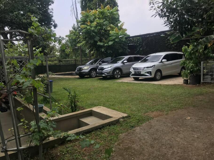Villa Naumi Bandung Exterior photo