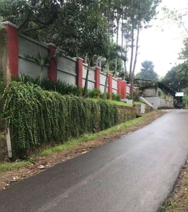 Villa Naumi Bandung Exterior photo